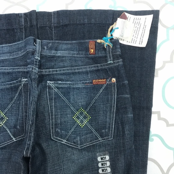 7 For All Mankind Denim - HP💙NWT💙AWESOME 7FAM DOJO💙31 11/12 33" RUN SMALL